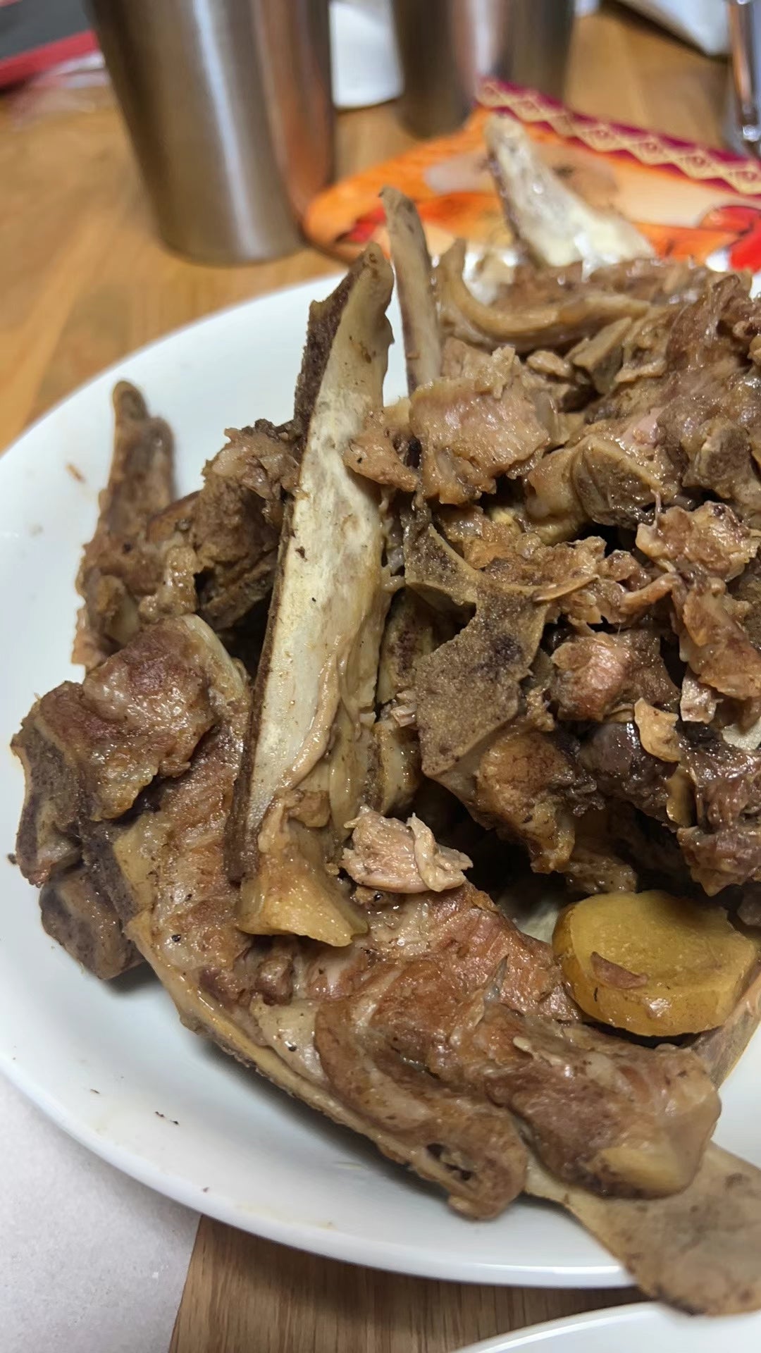 猪脊骨 10kg 豚肩骨 豚脊骨 日本国産 送料無料(北海道、沖縄を除く)
