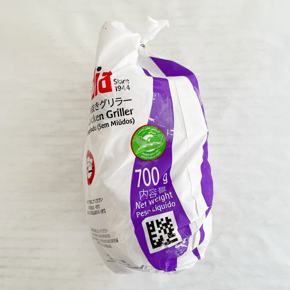 童子鶏整只(生的)800g 巴西産 冷凍品