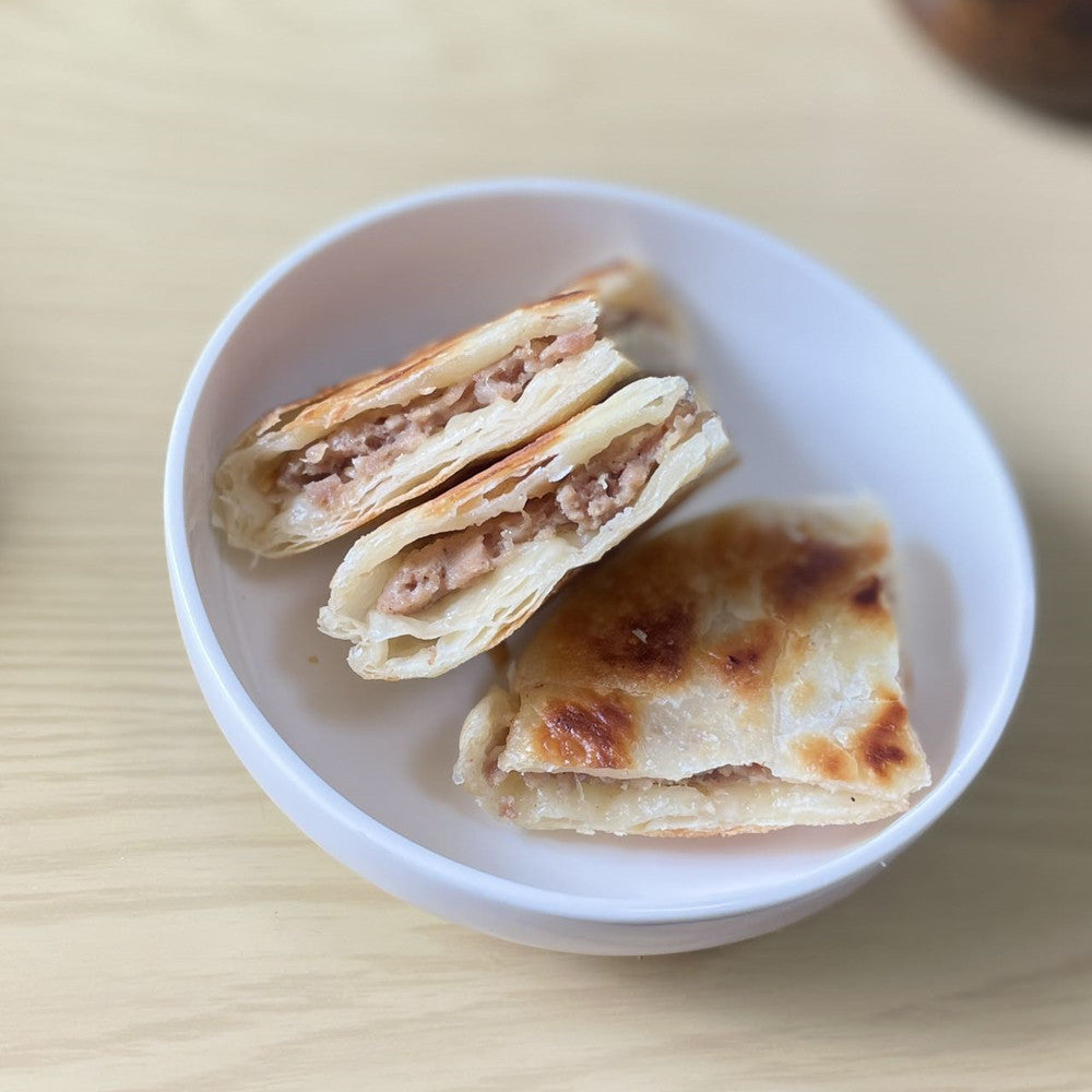 万家餅業 酥皮牛肉餡餅3枚 日本国内加工 100%日清面粉使用 約330g