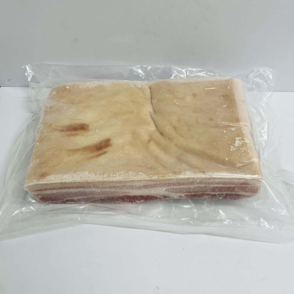 帯皮豚肉 1KG 每块大小不一样 金额不一样 按照实际重量 西班牙産 冷凍品 欧美