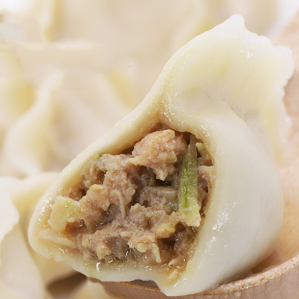 日日 豚肉芹菜水餃子 600g