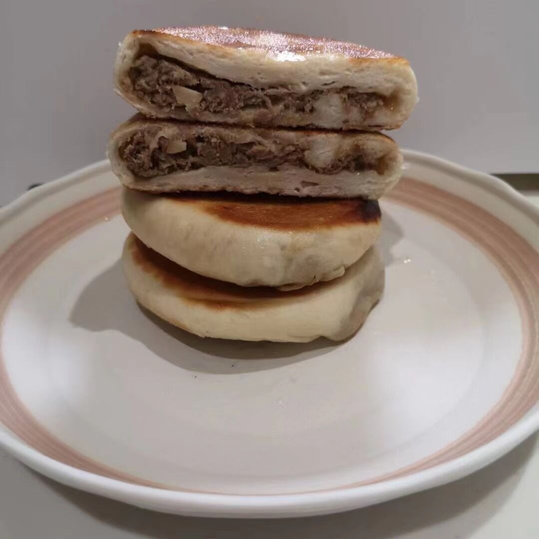 牛肉餡餅 熟 300g 3個入 日本国内加工 冷凍品