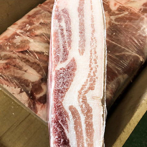 帯皮豚肉 1KG 每块大小不一样 金额不一样 按照实际重量 西班牙産 冷凍品 欧美
